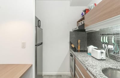 Rent of a bright modern 2-room apartment with a balcony, Palermo Hollywood, Buenos Aires, Argentina